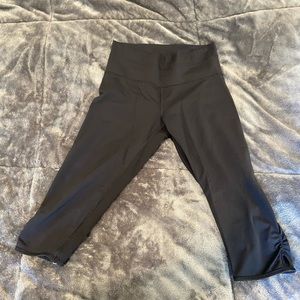 Lululemon cropped leggings